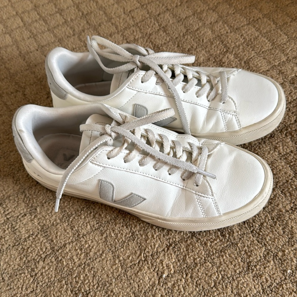 Veja Shoes